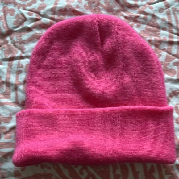 TIKTOK PINK BEANIE &👛SOFT PLASTIC WATERPROOF ZIPPERED PINK - Picture 5 of 8